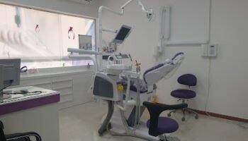 AL ALMAAS DENTAL CENTER